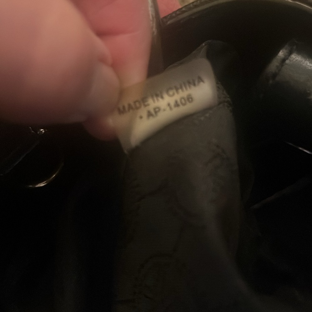 Michael Kors Cynthia Handbag - Picture 6 of 15